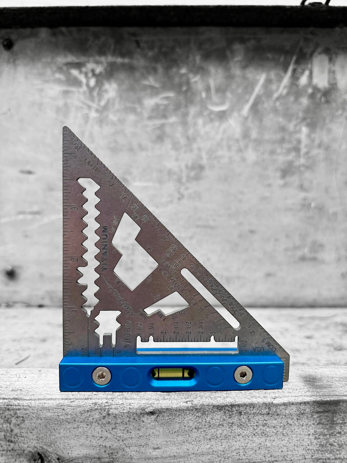 Martinez LevelLine Series™ – Titanium Micro Square (Blue Anodized Heel)